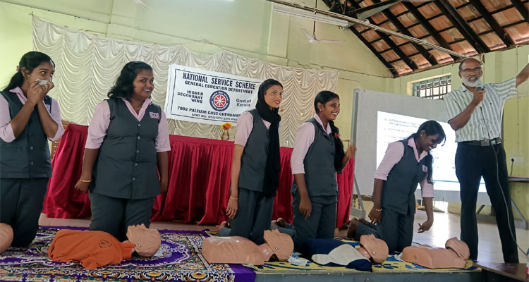 H for H's life-saving training for students as part of World Heart Day observance