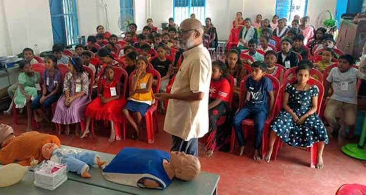 Life-Saving Training Program for Students Conducted by H for H